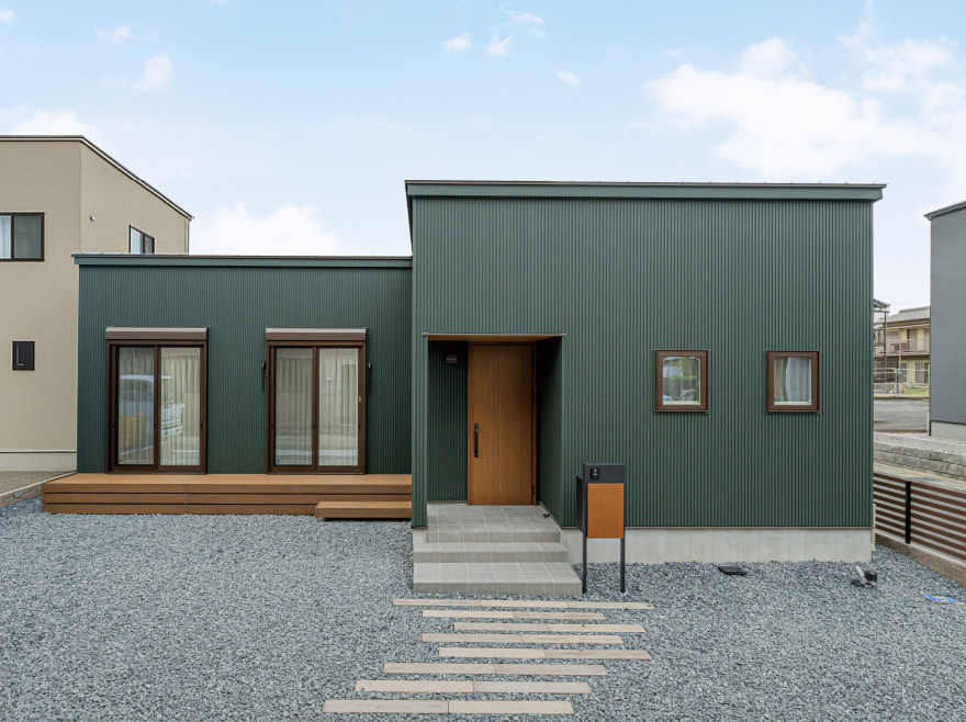 三重県四日市市茂福町│広々LDKでゆったり過ごせるカフェ風の平屋│モデルハウス完成見学会