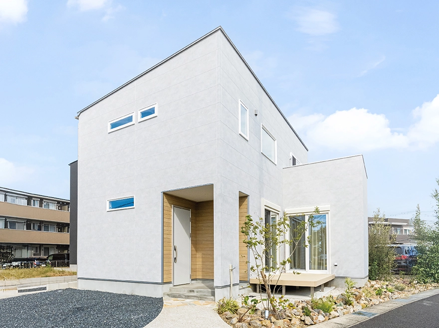 愛知県刈谷市一ツ木町│無垢床とグレイッシュインテリアが映える家│モデルハウス完成見学会