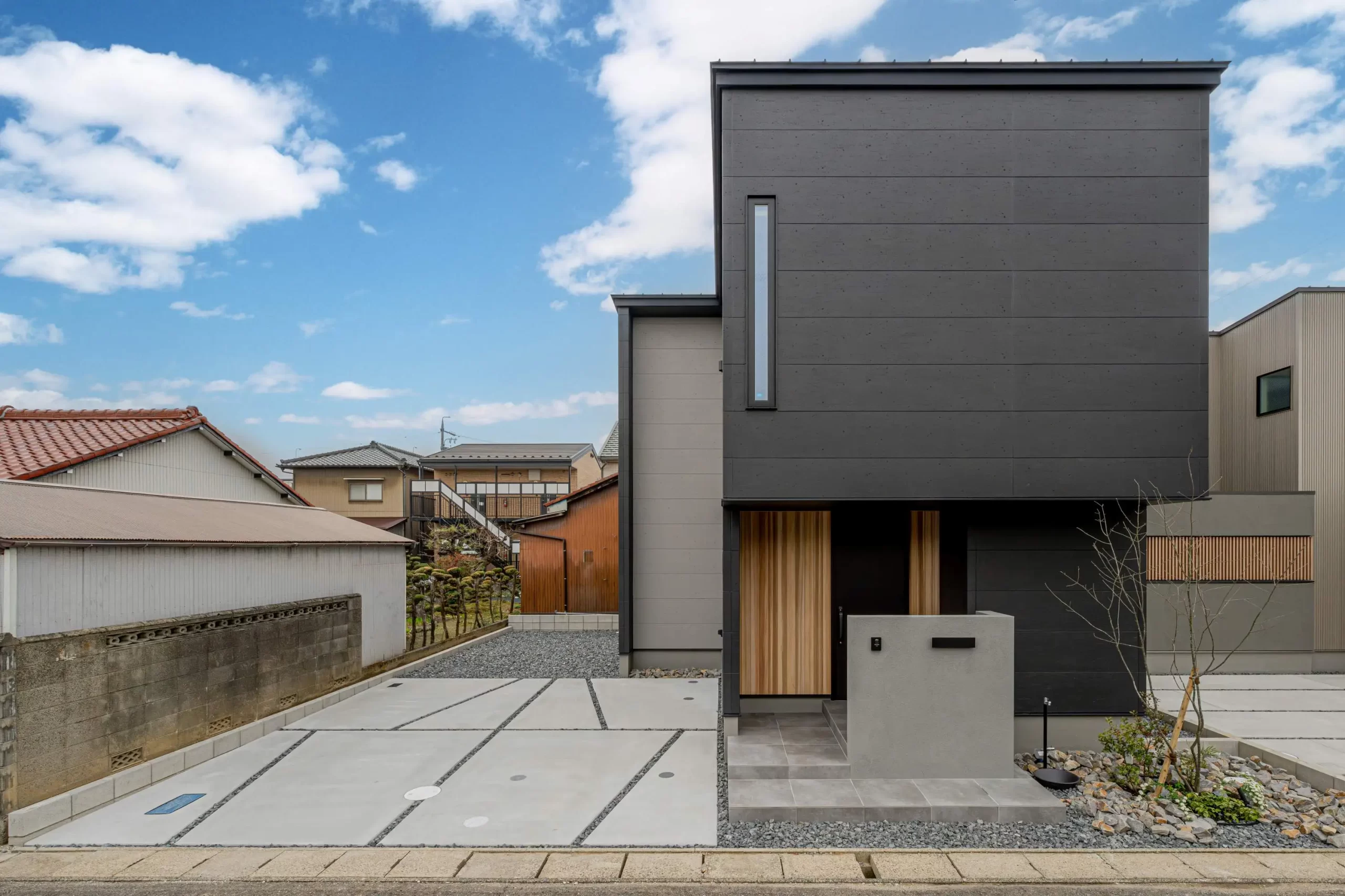 30坪台で叶える広々LDK。ホテルライクなシンプルモダンの家